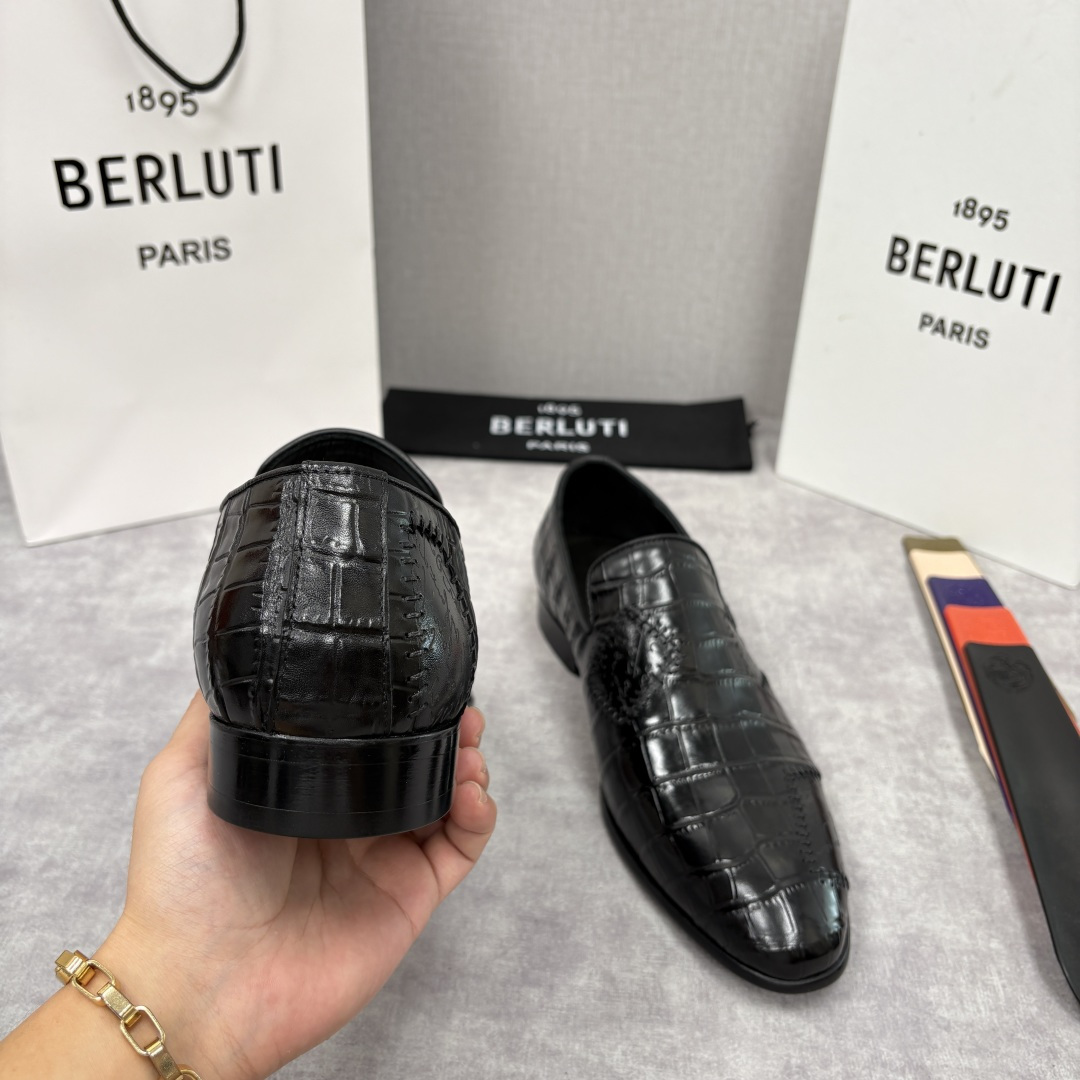💋💍Berlut* 布鲁提 新款男士手工擦色鳄鱼纹乐福鞋正装皮鞋上新🆕 奢华与匠心的完美融合。甄选优质进