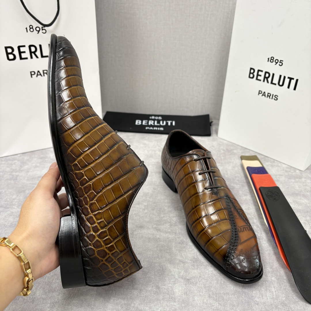💋💍Berlut* 布鲁提 新款男士手工擦色正装皮鞋上新🆕 奢华与匠心的完美融合。甄选优质进口鳄鱼🐊压纹