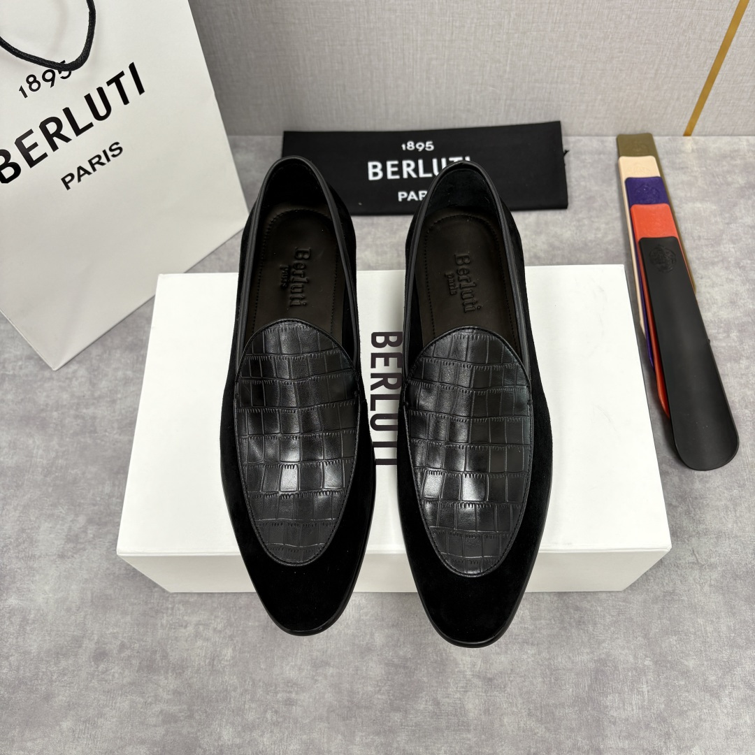 💋💍Berlut* 布鲁提 新款男士乐福鞋皮鞋 鞋面采用细腻反绒皮与仿鳄鱼纹压花牛皮拼接，反绒皮的柔软细