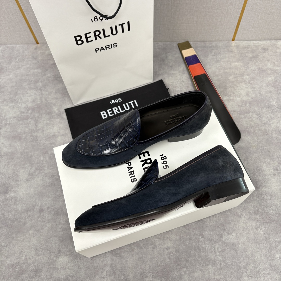 💋💍Berlut* 布鲁提 新款男士乐福鞋皮鞋 鞋面采用细腻反绒皮与仿鳄鱼纹压花牛皮拼接，反绒皮的柔软细
