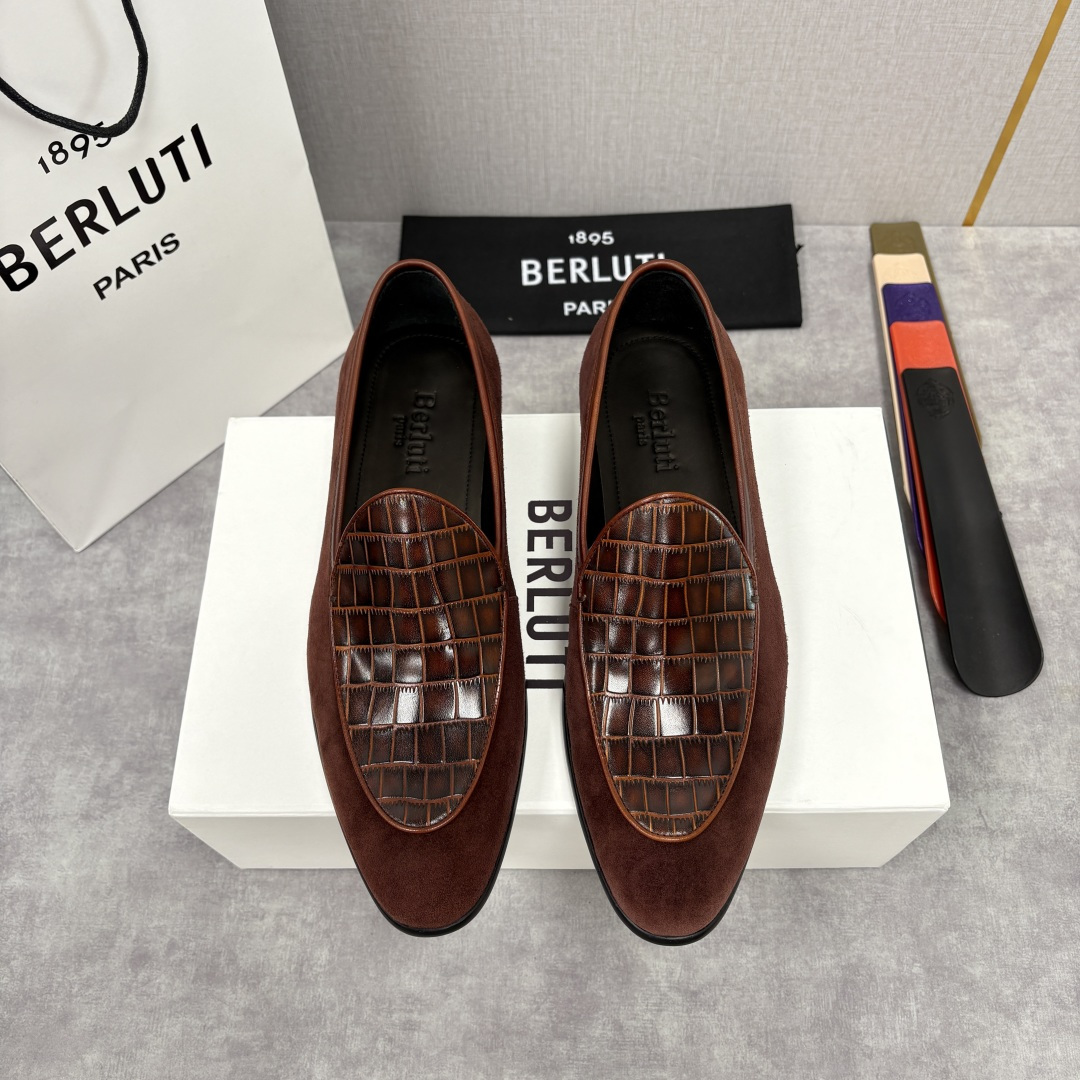 💋💍Berlut* 布鲁提 新款男士乐福鞋皮鞋 鞋面采用细腻反绒皮与仿鳄鱼纹压花牛皮拼接，反绒皮的柔软细