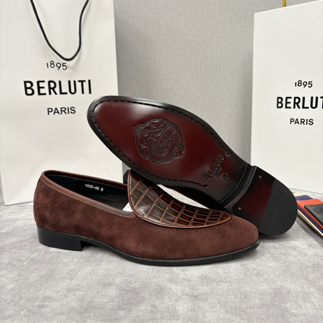 💋💍Berlut* 布鲁提 新款男士乐福鞋皮鞋 鞋面采用细腻反绒皮与仿鳄鱼纹压花牛皮拼接，反绒皮的柔软细