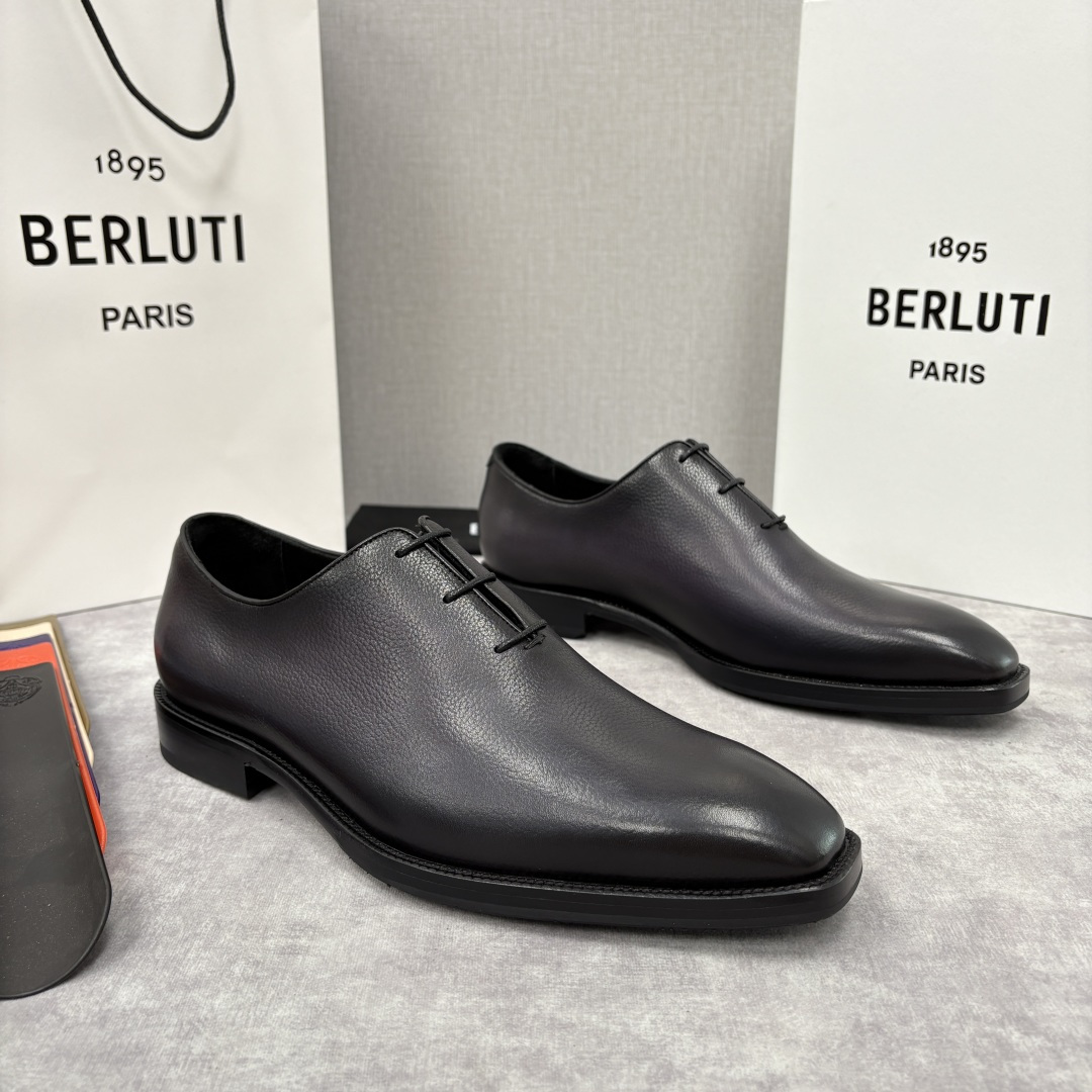 💋💍Berlut* 布鲁提 新款男士手工擦色正装鞋皮鞋上新🆕 Berlut* 对皮革的执念近乎苛刻，精选
