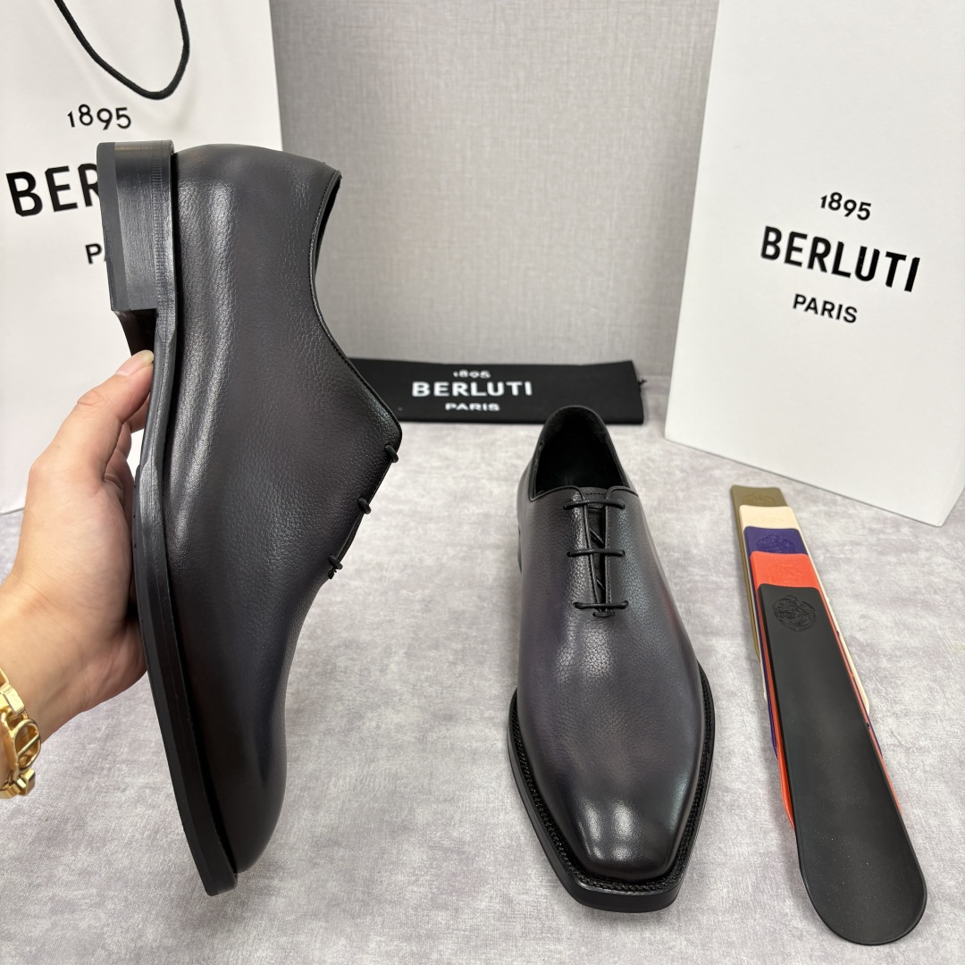 💋💍Berlut* 布鲁提 新款男士手工擦色正装鞋皮鞋上新🆕 Berlut* 对皮革的执念近乎苛刻，精选