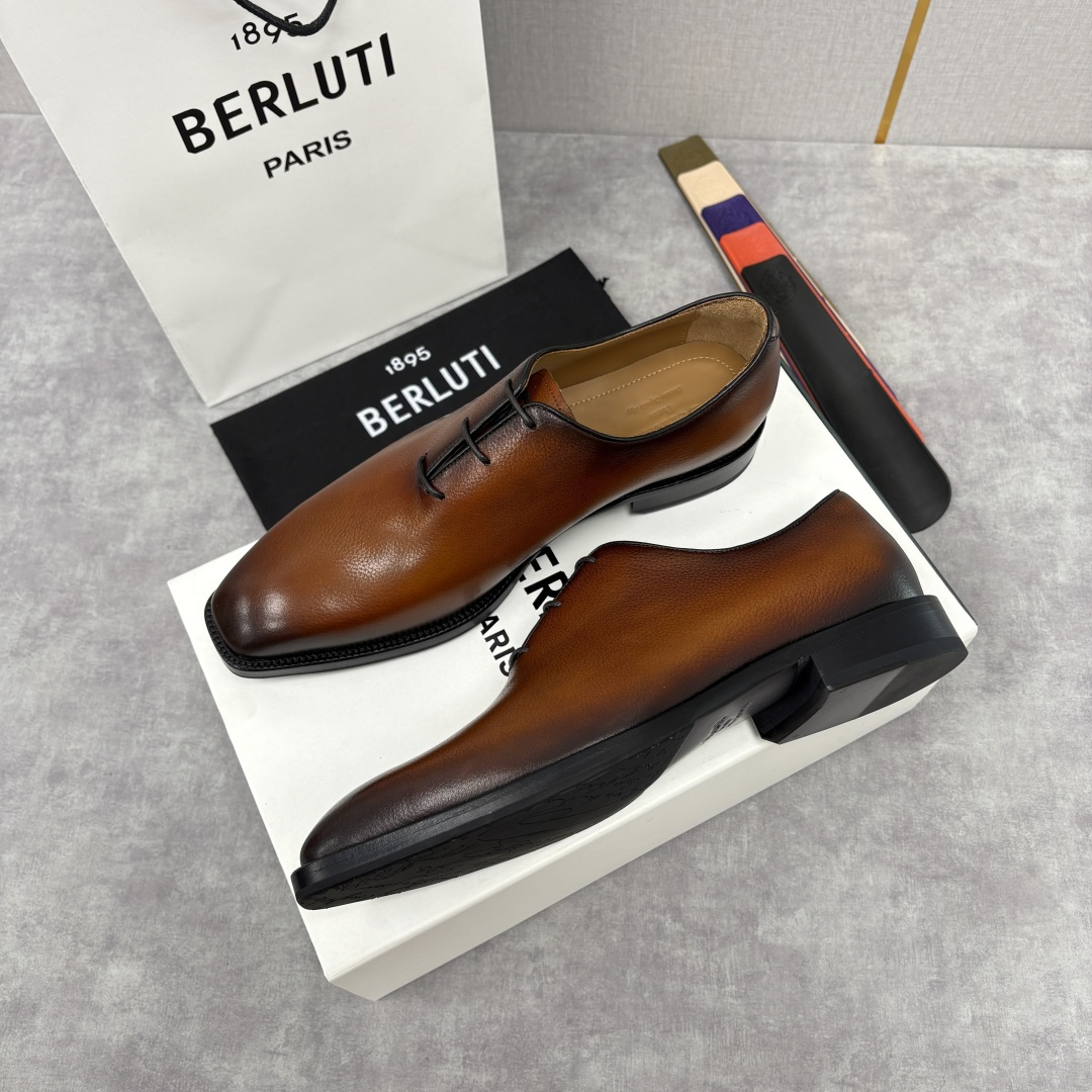 💋💍Berlut* 布鲁提 新款男士手工擦色正装鞋皮鞋上新🆕 Berlut* 对皮革的执念近乎苛刻，精选