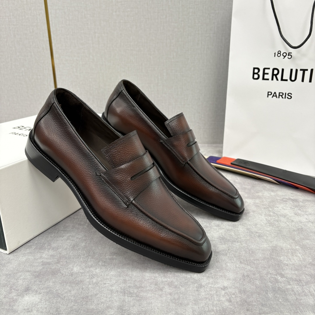 💋💍Berlut* 布鲁提 新款男士手工擦色正装鞋乐福鞋皮鞋上新🆕 以乐福鞋为载体，重新定义了“无鞋带”