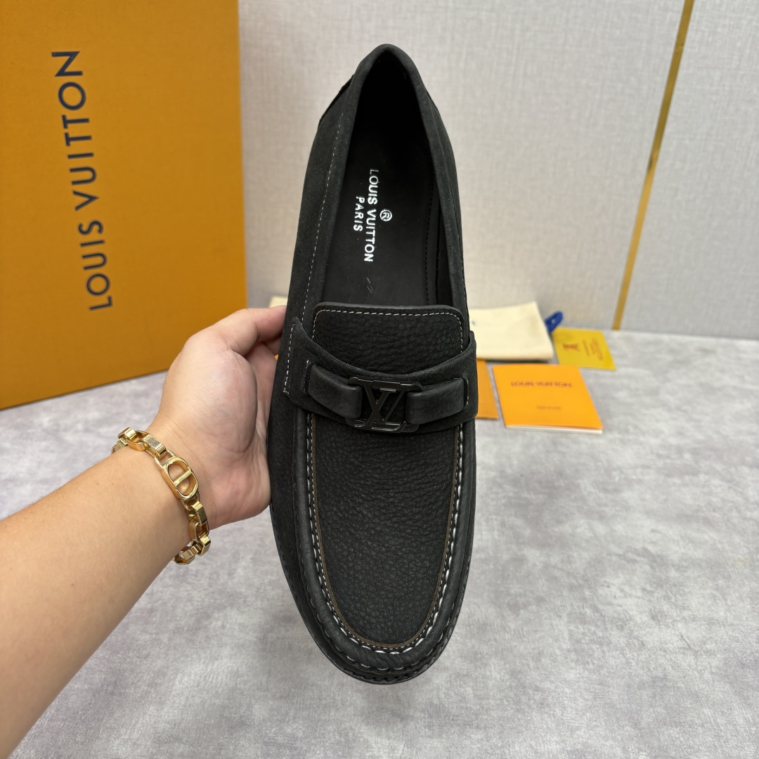 💋💍L家新品 LOUI* 乐福鞋皮鞋 官方 9,350 本款Major乐福鞋皮鞋 采用品牌标志性的 Da