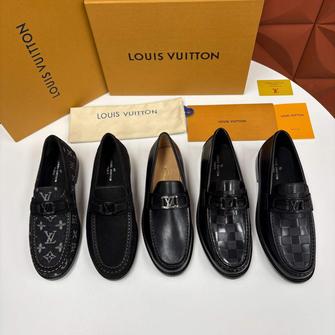 💋💍L家新品 LOUI* 乐福鞋皮鞋 官方 9,350 本款Major乐福鞋皮鞋 采用品牌标志性的 Da