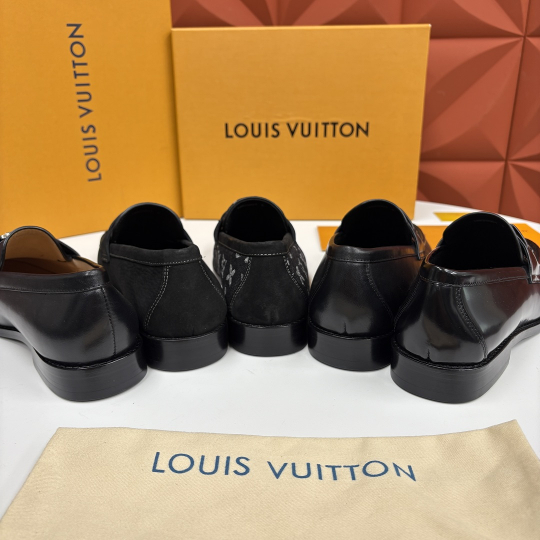 💋💍L家新品 LOUI* 乐福鞋皮鞋 官方 9,350 本款Major乐福鞋皮鞋 采用品牌标志性的 Da