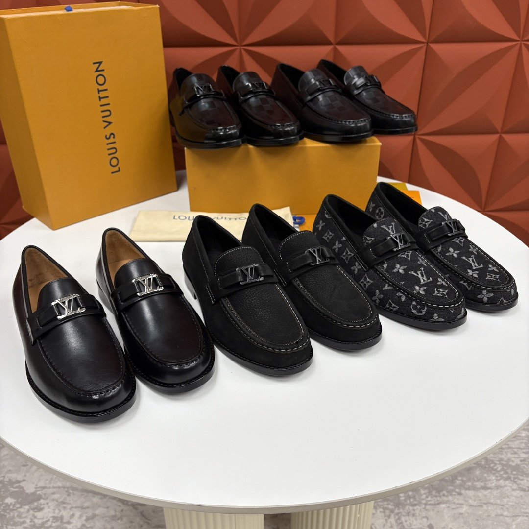 💋💍L家新品 LOUI* 乐福鞋皮鞋 官方 9,350 本款Major乐福鞋皮鞋 采用品牌标志性的 Da