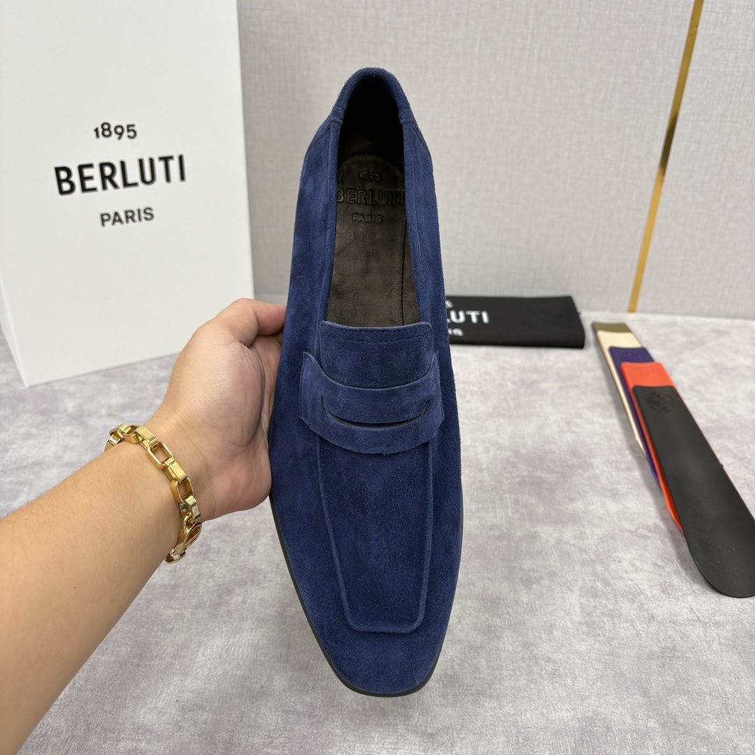 💋💍BERLUT* 布鲁-提 初代Lorenzo反毛牛皮乐福鞋，鞋面采用高级反绒皮打造，细腻的绒毛质感不