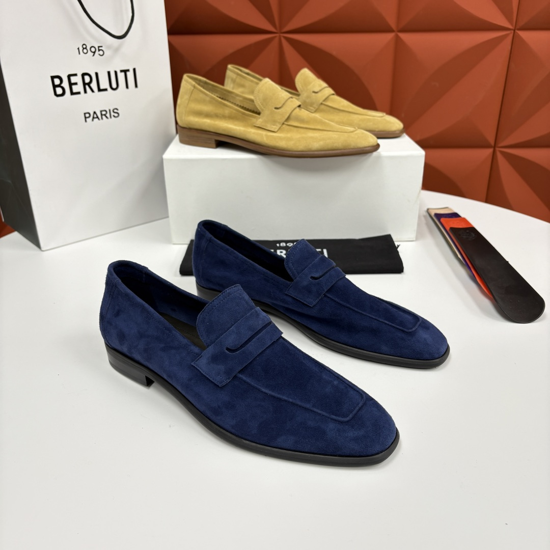 💋💍BERLUT* 布鲁-提 初代Lorenzo反毛牛皮乐福鞋，鞋面采用高级反绒皮打造，细腻的绒毛质感不