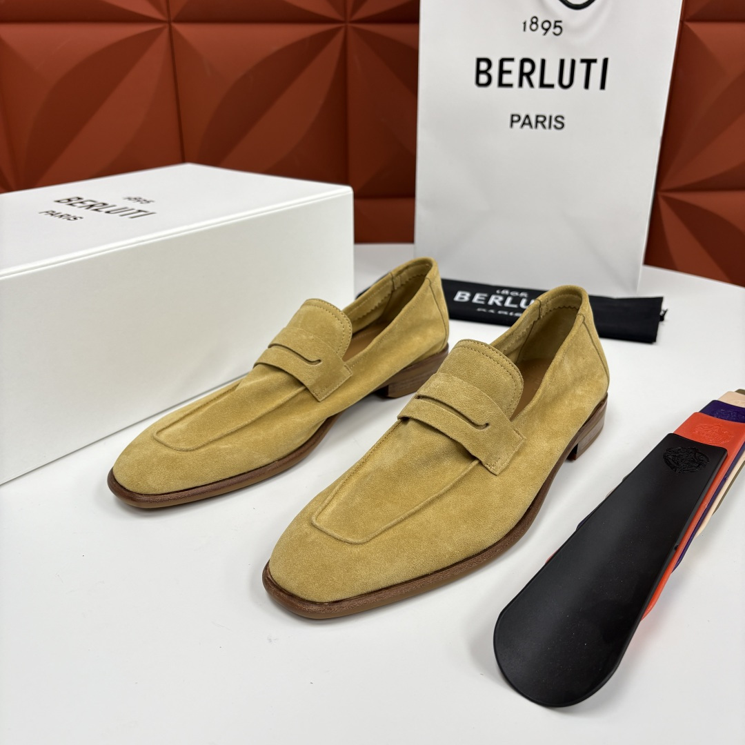 💋💍BERLUT* 布鲁-提 初代Lorenzo反毛牛皮乐福鞋，鞋面采用高级反绒皮打造，细腻的绒毛质感不