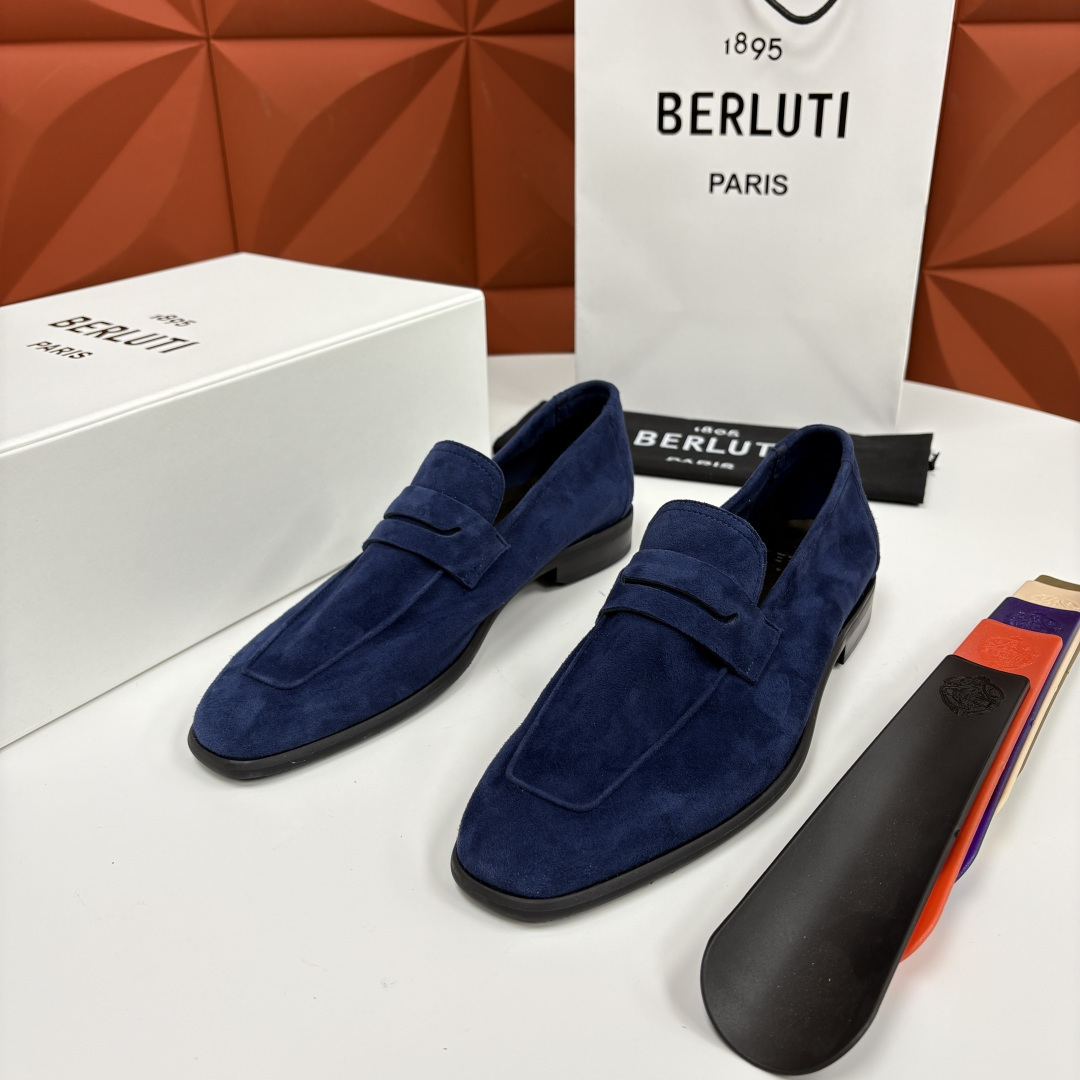 💋💍BERLUT* 布鲁-提 初代Lorenzo反毛牛皮乐福鞋，鞋面采用高级反绒皮打造，细腻的绒毛质感不
