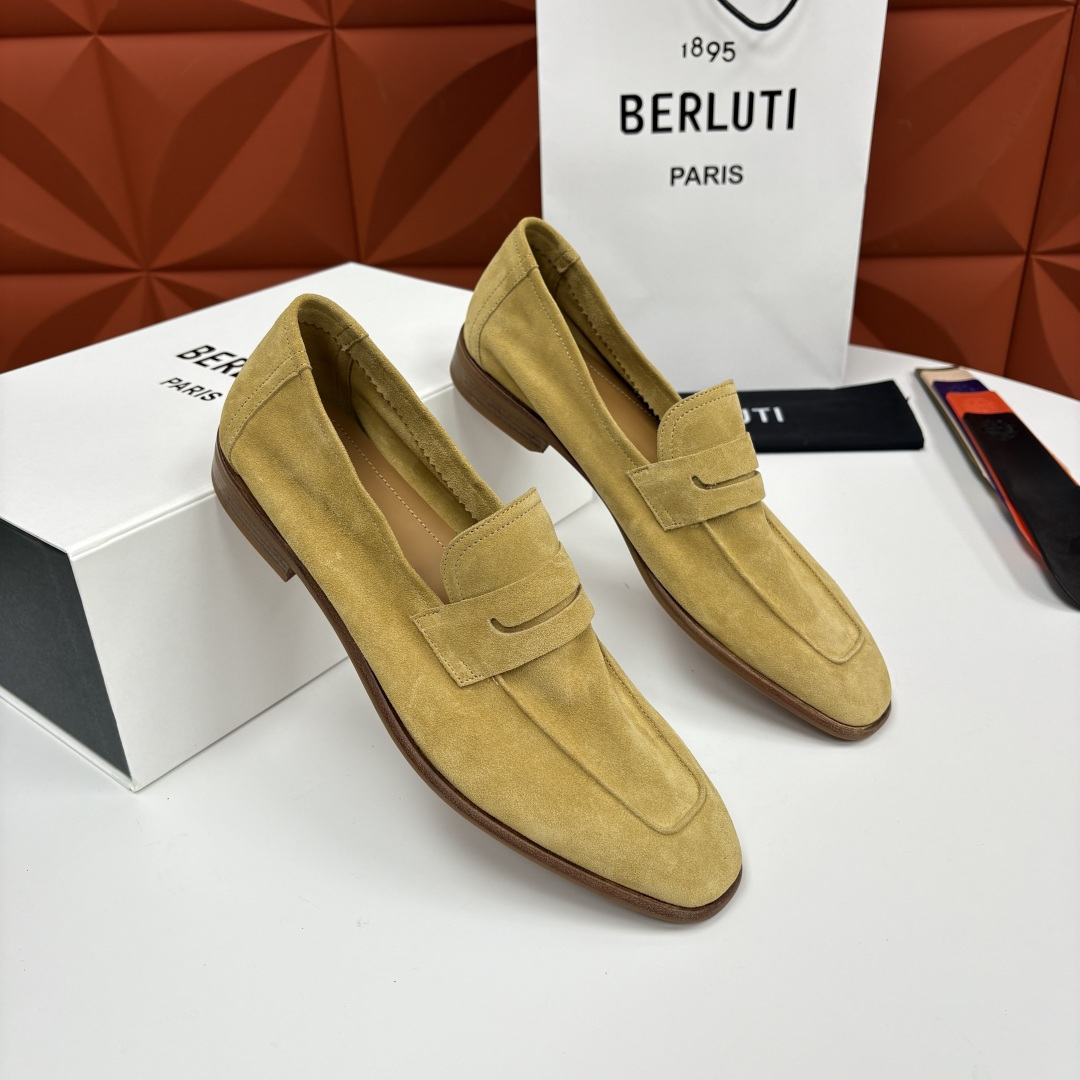 💋💍BERLUT* 布鲁-提 初代Lorenzo反毛牛皮乐福鞋，鞋面采用高级反绒皮打造，细腻的绒毛质感不