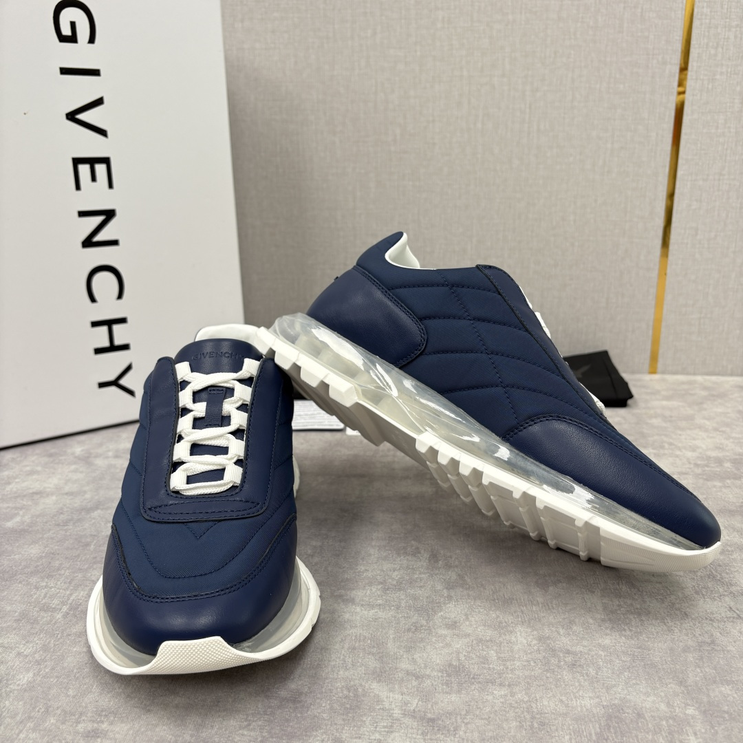 💋💍GVX 新品 Givench* 纪梵～希 Trainers 气垫绗缝运动鞋 鞋面精选优质皮革与哑光织