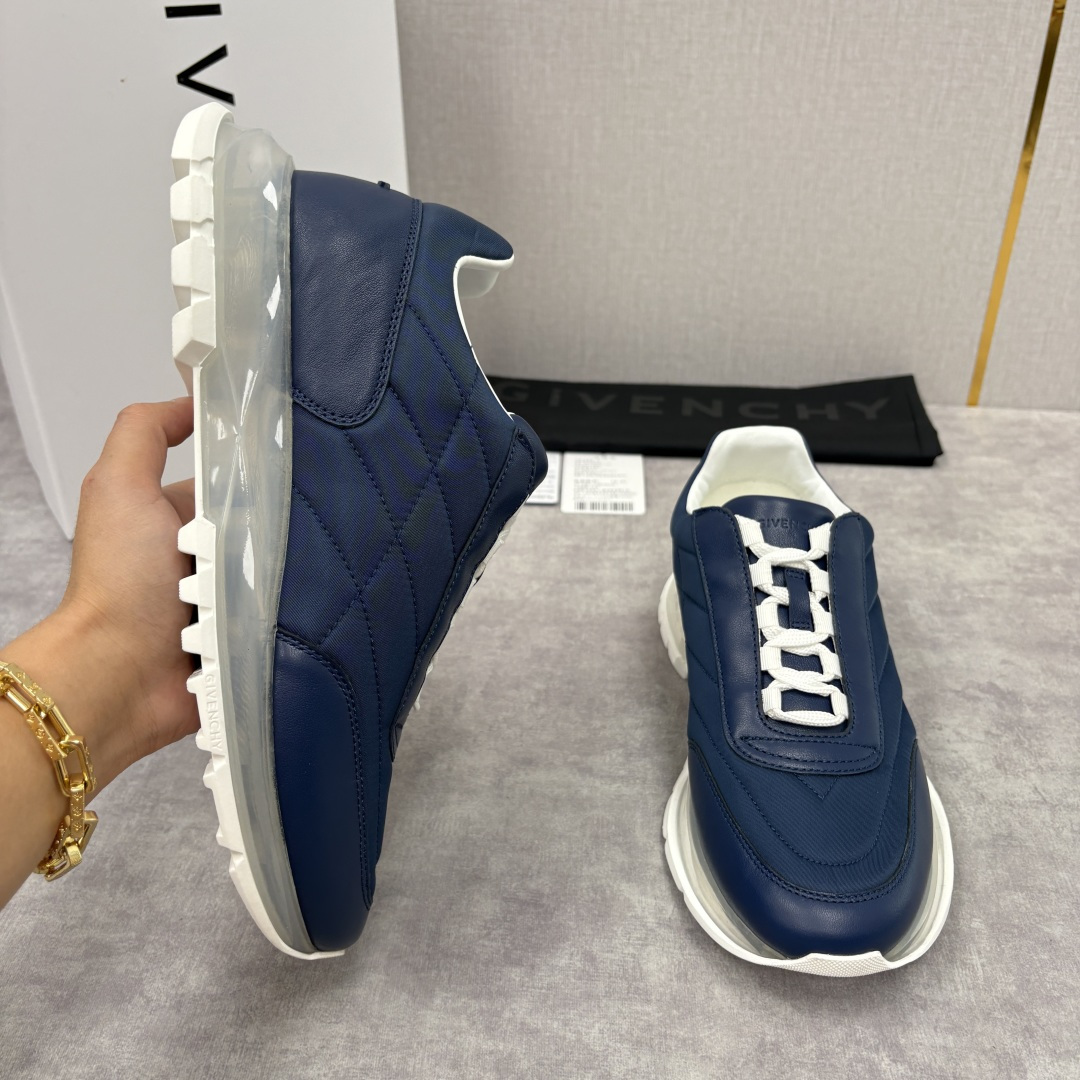 💋💍GVX 新品 Givench* 纪梵～希 Trainers 气垫绗缝运动鞋 鞋面精选优质皮革与哑光织