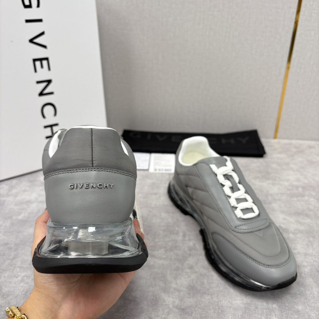 💋💍GVX 新品 Givench* 纪梵～希 Trainers 气垫绗缝运动鞋 鞋面精选优质皮革与哑光织