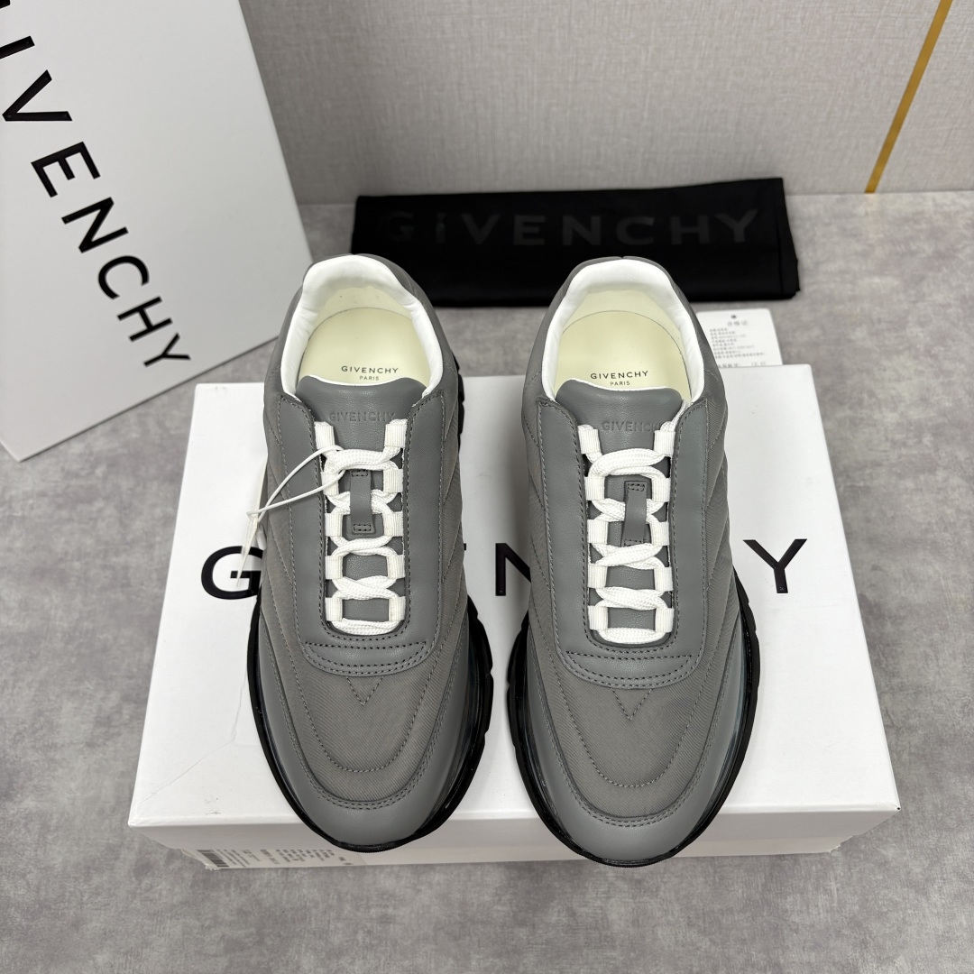 💋💍GVX 新品 Givench* 纪梵～希 Trainers 气垫绗缝运动鞋 鞋面精选优质皮革与哑光织