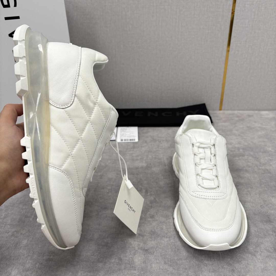 💋💍GVX 新品 Givench* 纪梵～希 Trainers 气垫绗缝运动鞋 鞋面精选优质皮革与哑光织