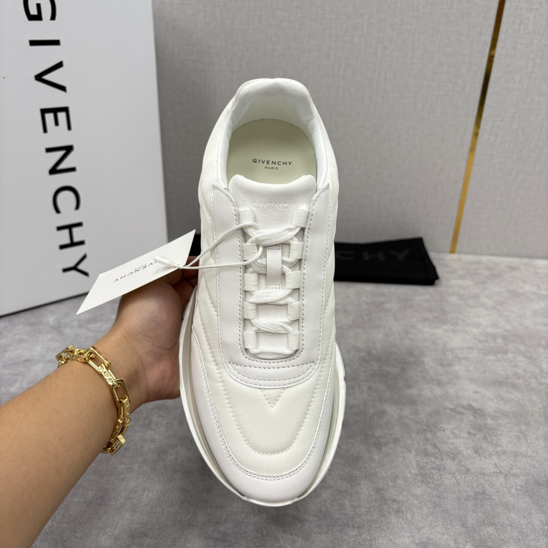 💋💍GVX 新品 Givench* 纪梵～希 Trainers 气垫绗缝运动鞋 鞋面精选优质皮革与哑光织