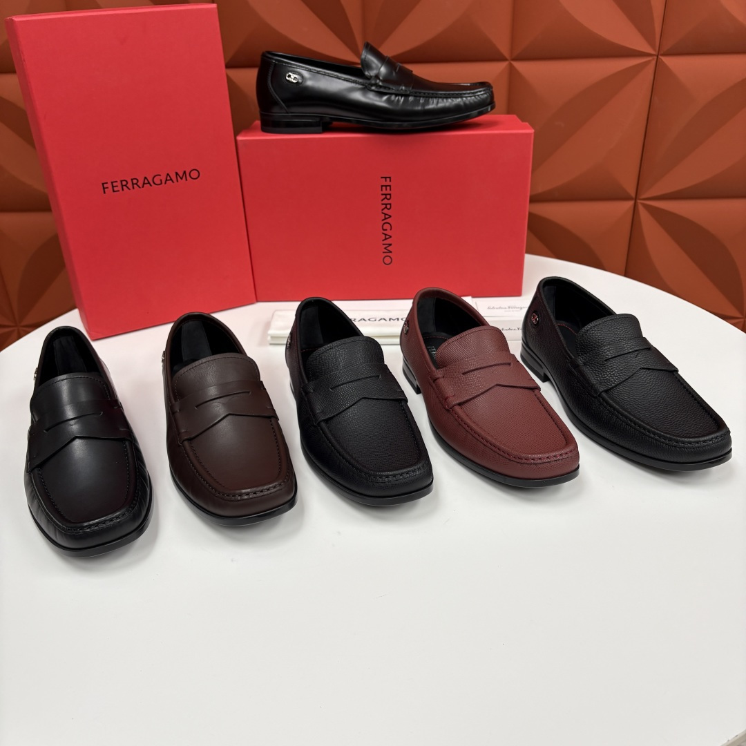 💋💍SF家 菲拉～ 新品GANCINI扣饰男士乐福鞋皮鞋 一脚蹬便鞋 官方 6700 这款牛皮乐福鞋以进