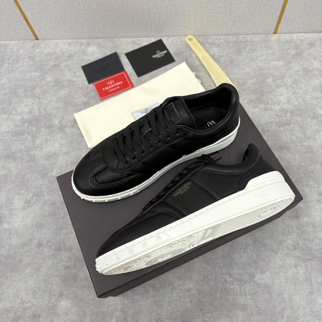 💋💍VT新品 VALENTIN* Garavan* 华伦～ 低帮运动鞋板鞋系列 鞋面采用高品质小牛皮材质