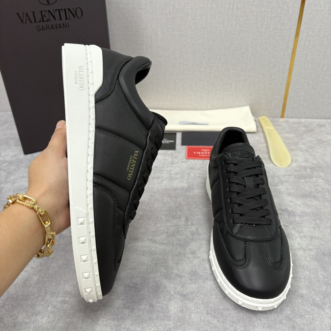 💋💍VT新品 VALENTIN* Garavan* 华伦～ 低帮运动鞋板鞋系列 鞋面采用高品质小牛皮材质