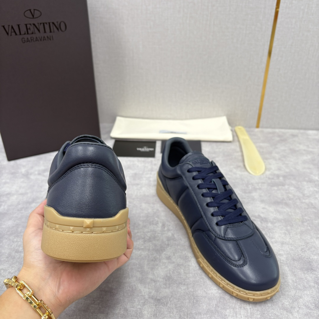💋💍VT新品 VALENTIN* Garavan* 华伦～ 低帮运动鞋板鞋系列 鞋面采用高品质小牛皮材质