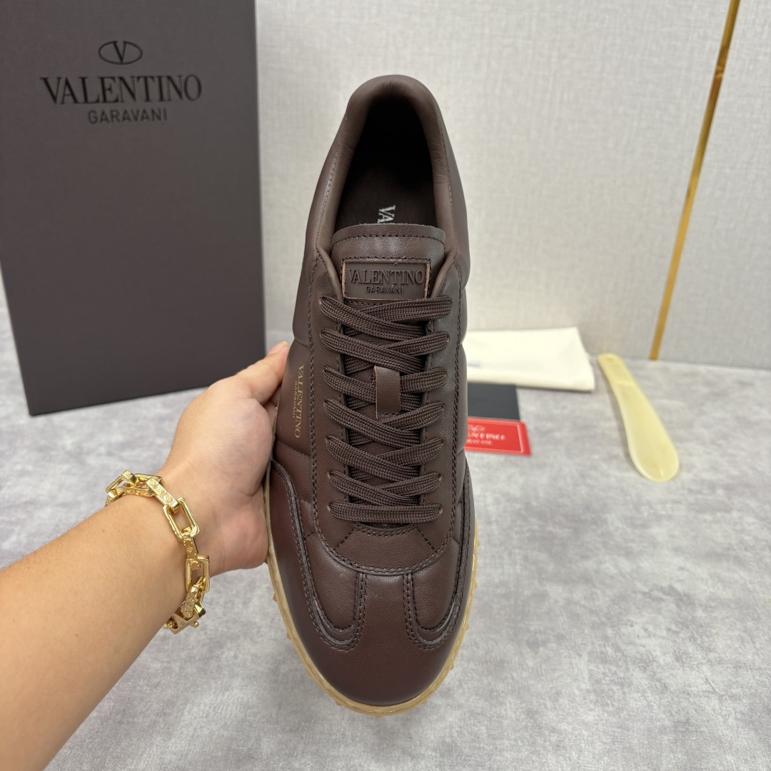 💋💍VT新品 VALENTIN* Garavan* 华伦～ 低帮运动鞋板鞋系列 鞋面采用高品质小牛皮材质