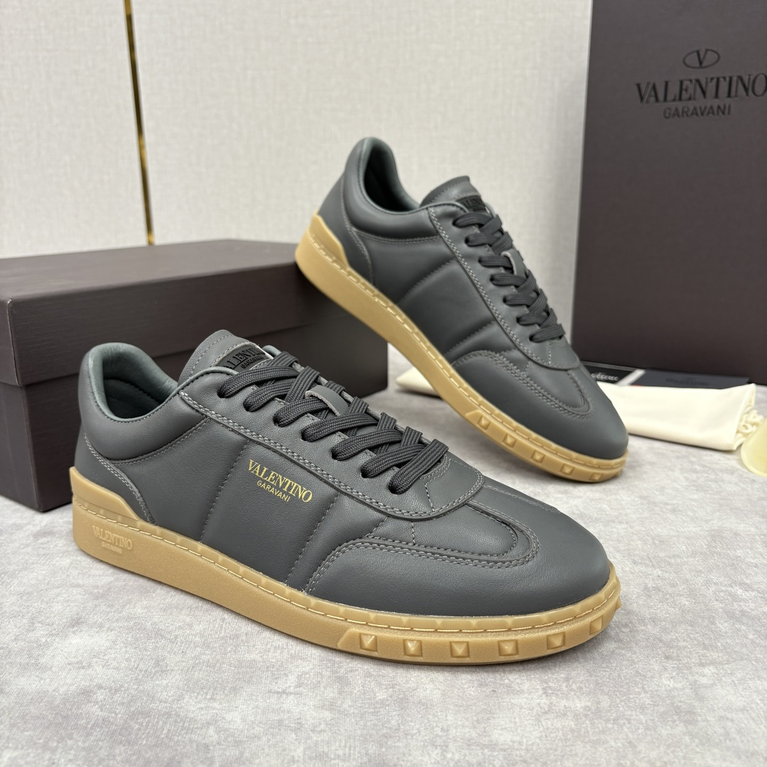 💋💍VT新品 VALENTIN* Garavan* 华伦～ 低帮运动鞋板鞋系列 鞋面采用高品质小牛皮材质