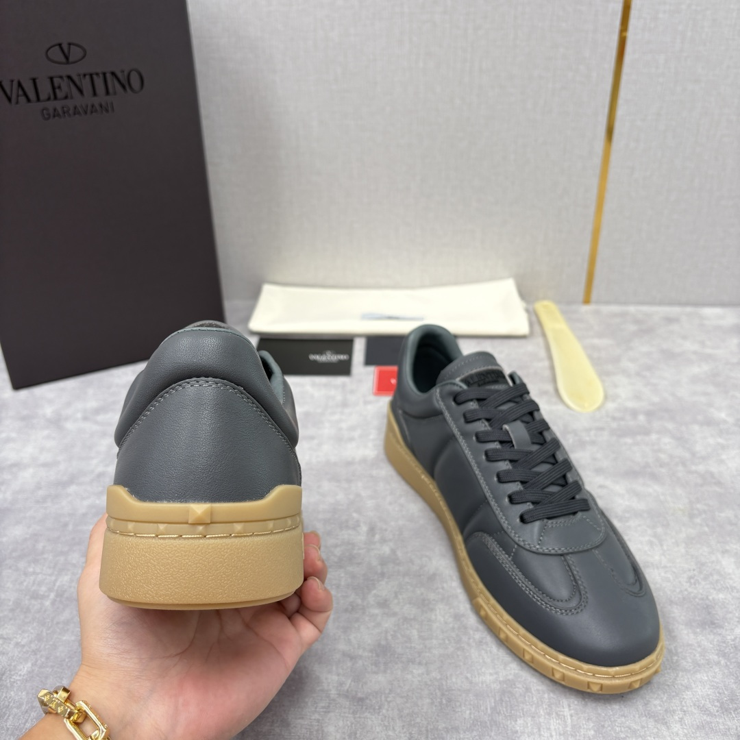 💋💍VT新品 VALENTIN* Garavan* 华伦～ 低帮运动鞋板鞋系列 鞋面采用高品质小牛皮材质