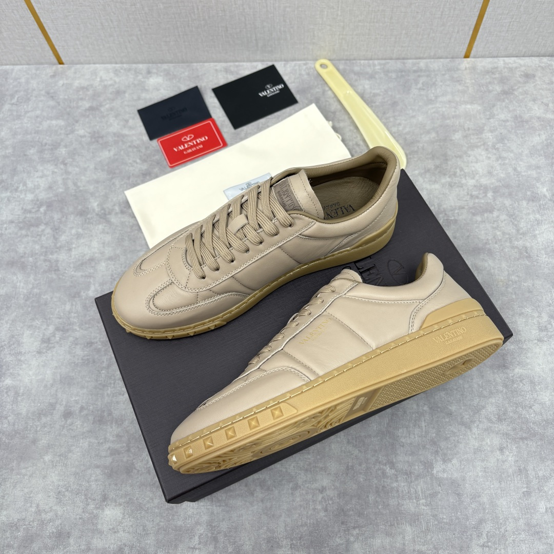 💋💍VT新品 VALENTIN* Garavan* 华伦～ 低帮运动鞋板鞋系列 鞋面采用高品质小牛皮材质