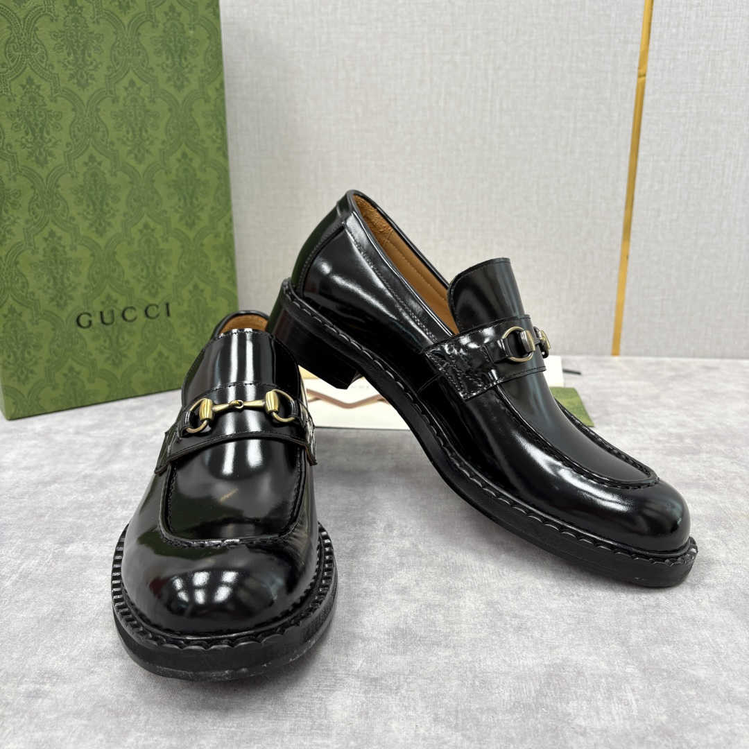 💋💍G家 GUCC* 新品男士马衔扣乐福鞋皮鞋 经典与时尚的交融 鞋面上的马衔扣，是古-驰经典符号的具象