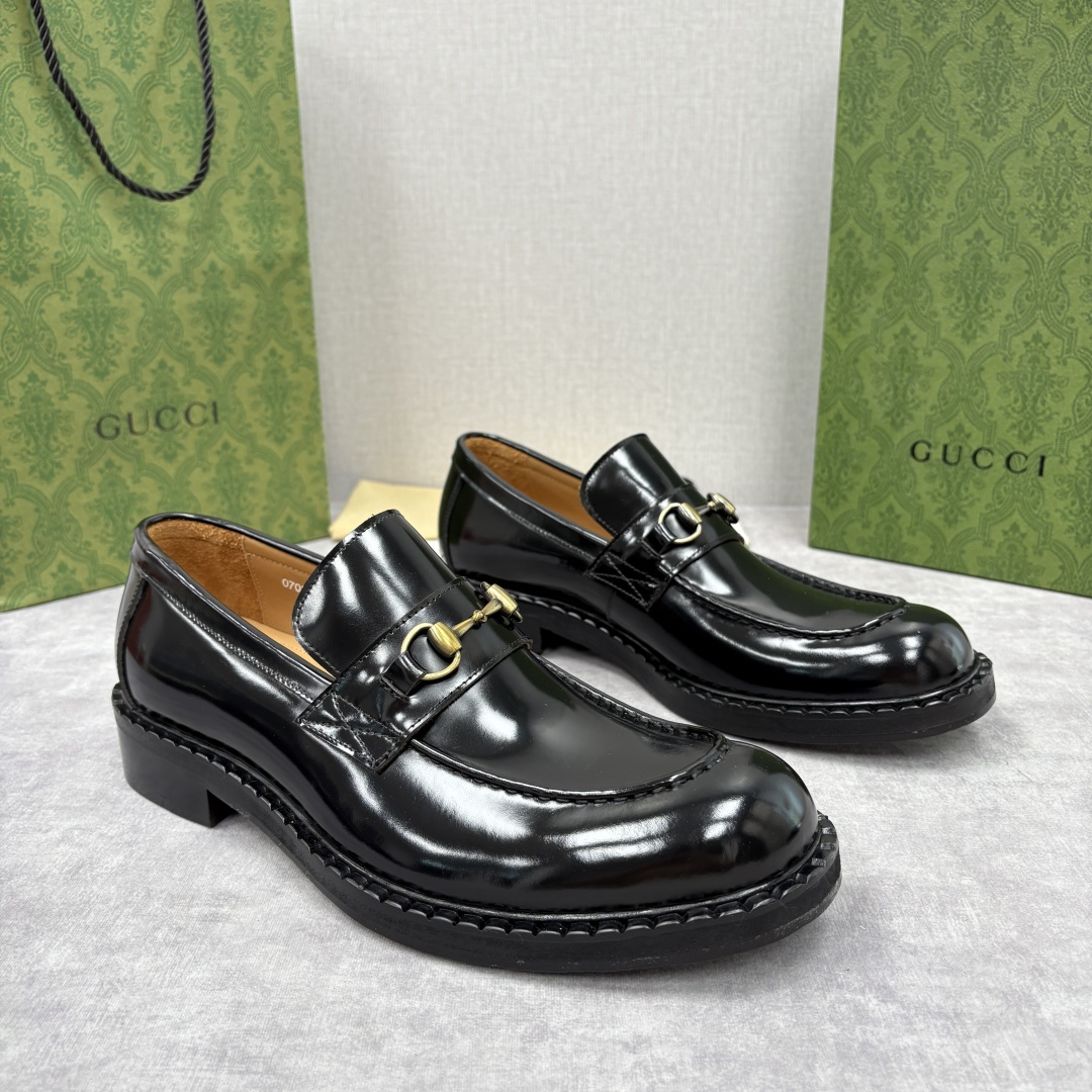 💋💍G家 GUCC* 新品男士马衔扣乐福鞋皮鞋 经典与时尚的交融 鞋面上的马衔扣，是古-驰经典符号的具象