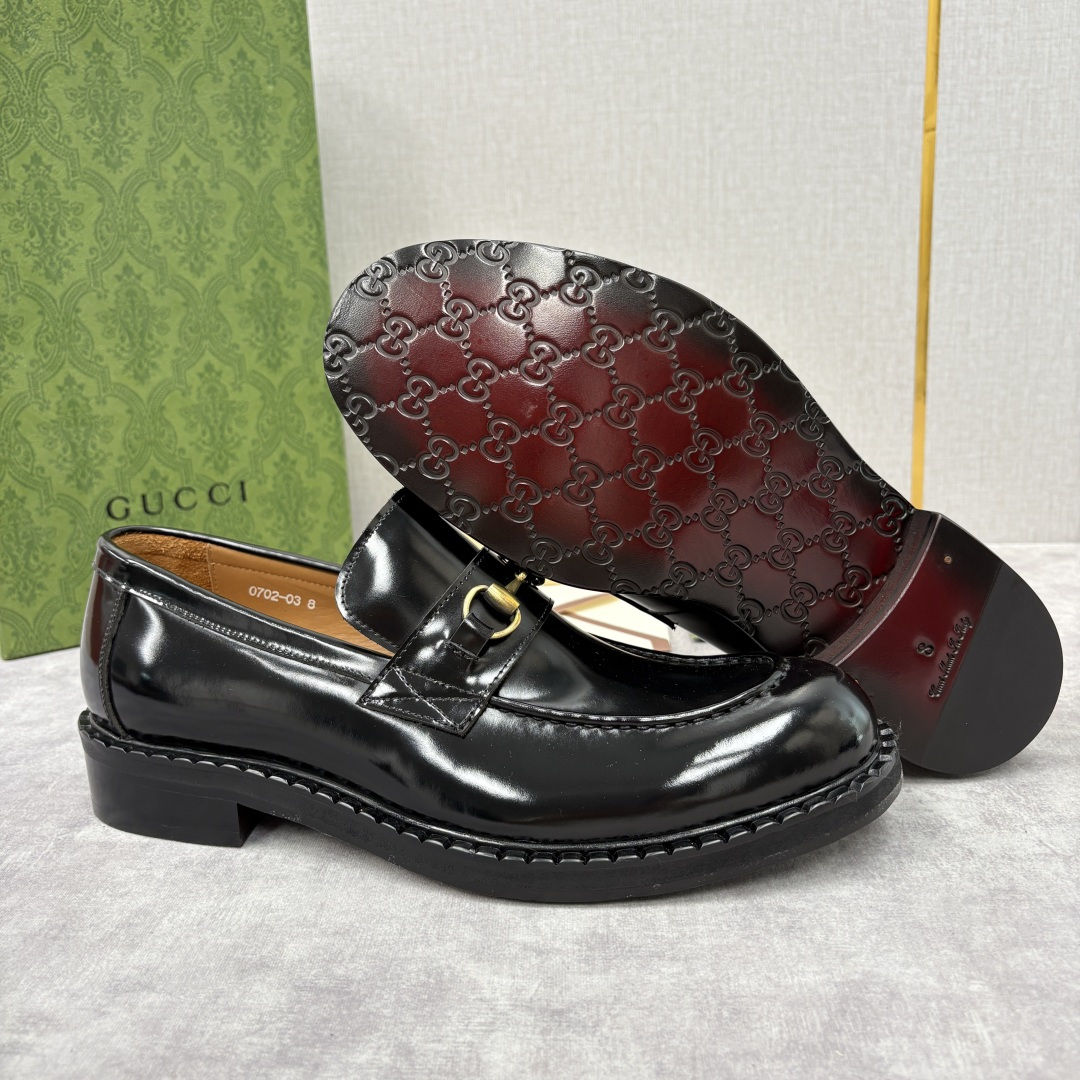 💋💍G家 GUCC* 新品男士马衔扣乐福鞋皮鞋 经典与时尚的交融 鞋面上的马衔扣，是古-驰经典符号的具象