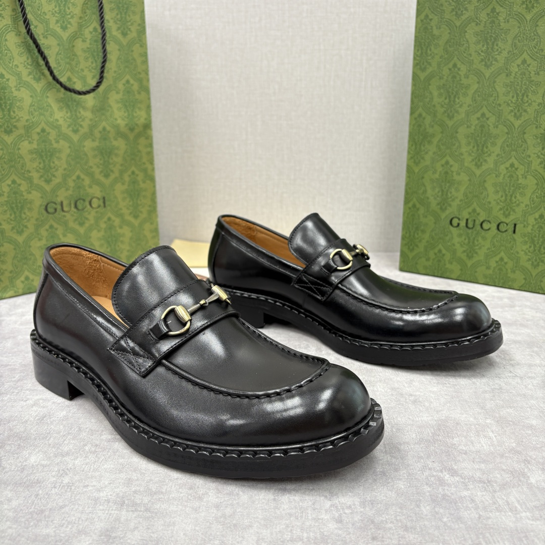💋💍G家 GUCC* 新品男士马衔扣乐福鞋皮鞋 经典与时尚的交融 鞋面上的马衔扣，是古-驰经典符号的具象