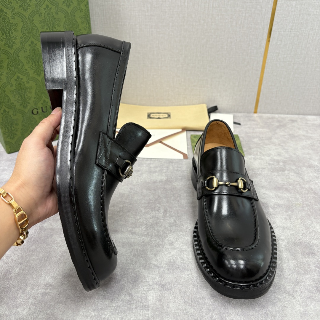 💋💍G家 GUCC* 新品男士马衔扣乐福鞋皮鞋 经典与时尚的交融 鞋面上的马衔扣，是古-驰经典符号的具象