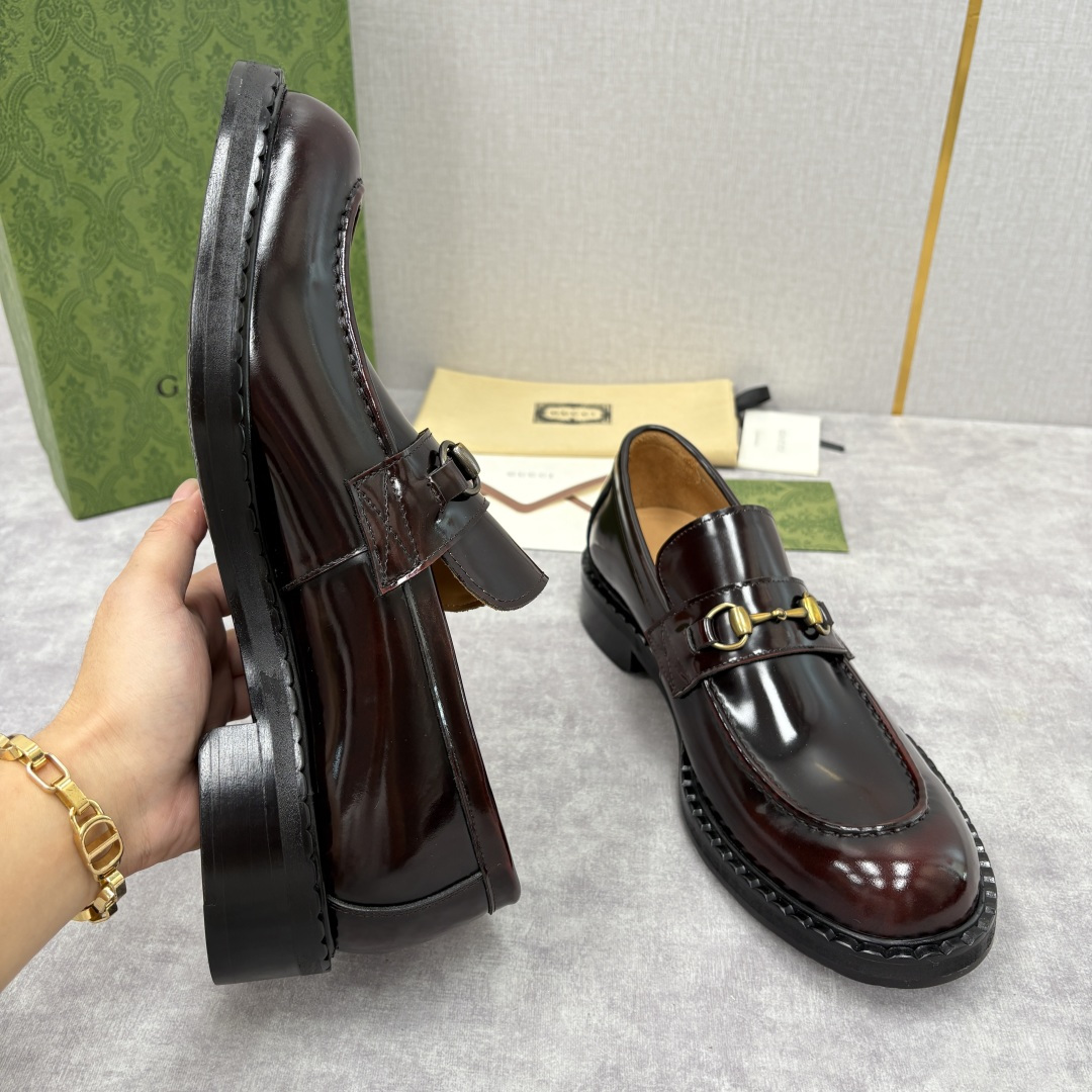 💋💍G家 GUCC* 新品男士马衔扣乐福鞋皮鞋 经典与时尚的交融 鞋面上的马衔扣，是古-驰经典符号的具象