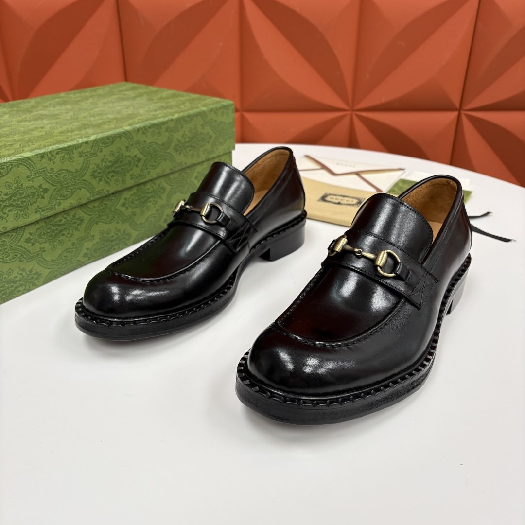 💋💍G家 GUCC* 新品男士马衔扣乐福鞋皮鞋 经典与时尚的交融 鞋面上的马衔扣，是古-驰经典符号的具象
