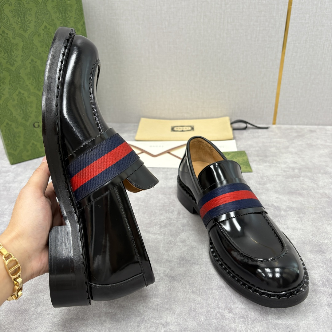 💋💍G家 GUCC* 新品男士织带乐福鞋皮鞋 经典织带系列，诠释多元时尚 采用进口开边珠亮皮/高丝光磨砂