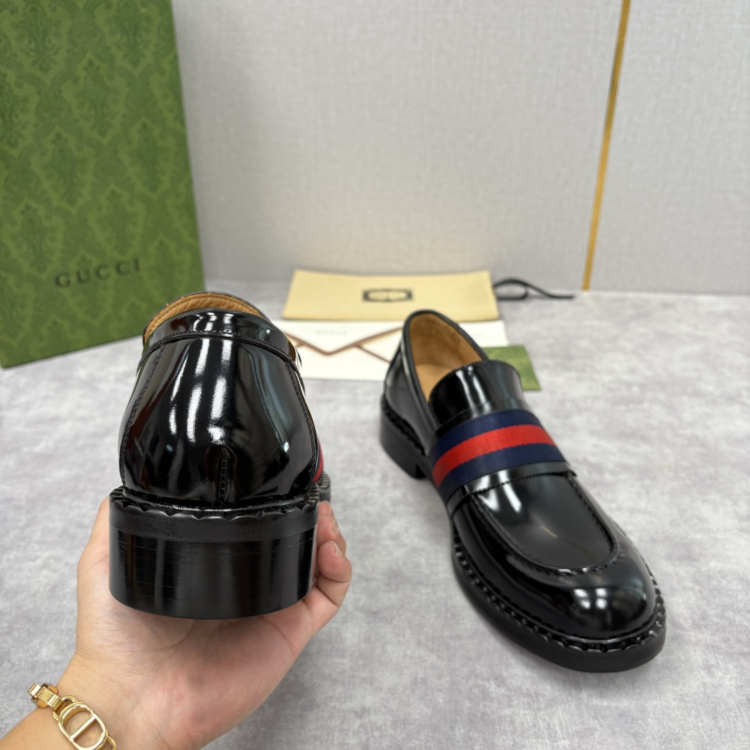 💋💍G家 GUCC* 新品男士织带乐福鞋皮鞋 经典织带系列，诠释多元时尚 采用进口开边珠亮皮/高丝光磨砂