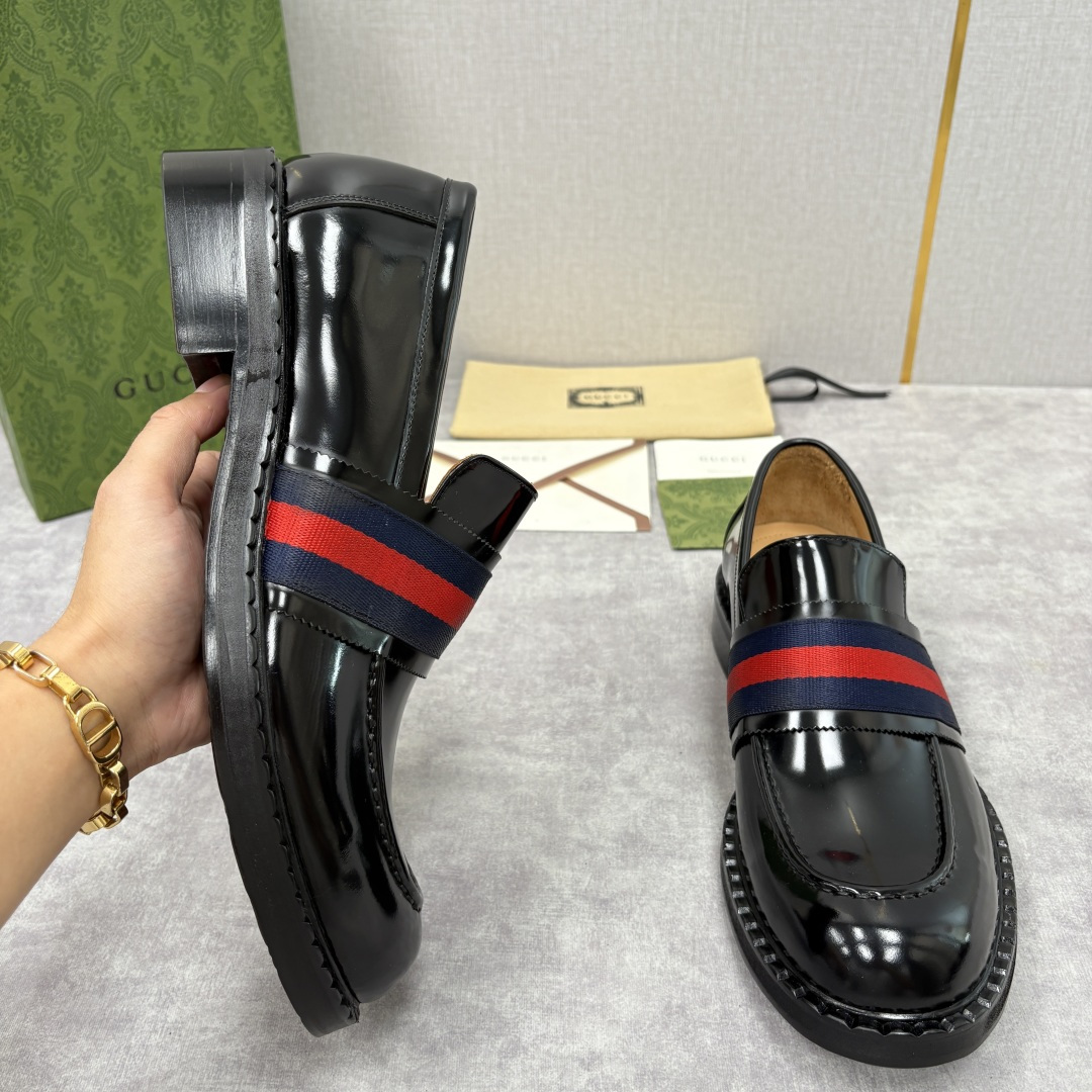 💋💍G家 GUCC* 新品男士织带乐福鞋皮鞋 经典织带系列，诠释多元时尚 采用进口开边珠亮皮/高丝光磨砂