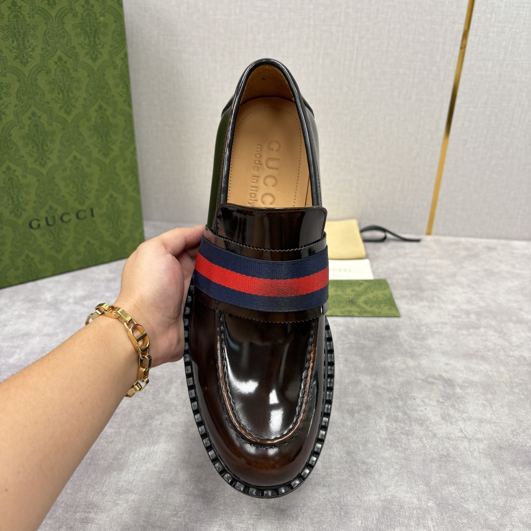 💋💍G家 GUCC* 新品男士织带乐福鞋皮鞋 经典织带系列，诠释多元时尚 采用进口开边珠亮皮/高丝光磨砂