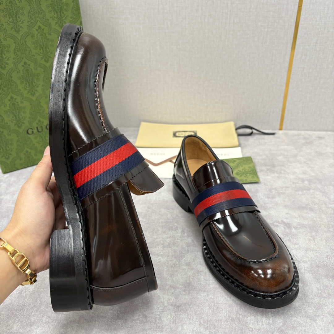 💋💍G家 GUCC* 新品男士织带乐福鞋皮鞋 经典织带系列，诠释多元时尚 采用进口开边珠亮皮/高丝光磨砂