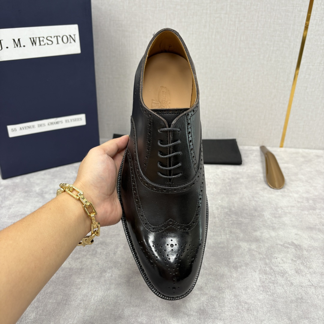 💋💍J.M.Westo*n 威士-顿 布洛克雕花男士正装鞋皮鞋 法国顶级皮鞋品牌 当法式奢品匠艺邂逅布洛