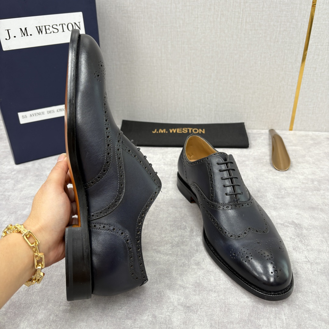 💋💍J.M.Westo*n 威士-顿 布洛克雕花男士正装鞋皮鞋 法国顶级皮鞋品牌 当法式奢品匠艺邂逅布洛