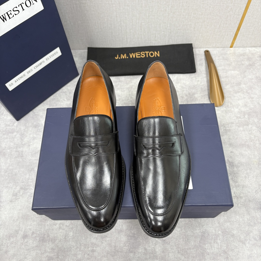 💋💍J.M.Westo*n 威士-顿 男士乐福鞋正装鞋皮鞋 法国顶级皮鞋品牌。精选意大利顶级小牛皮/高丝