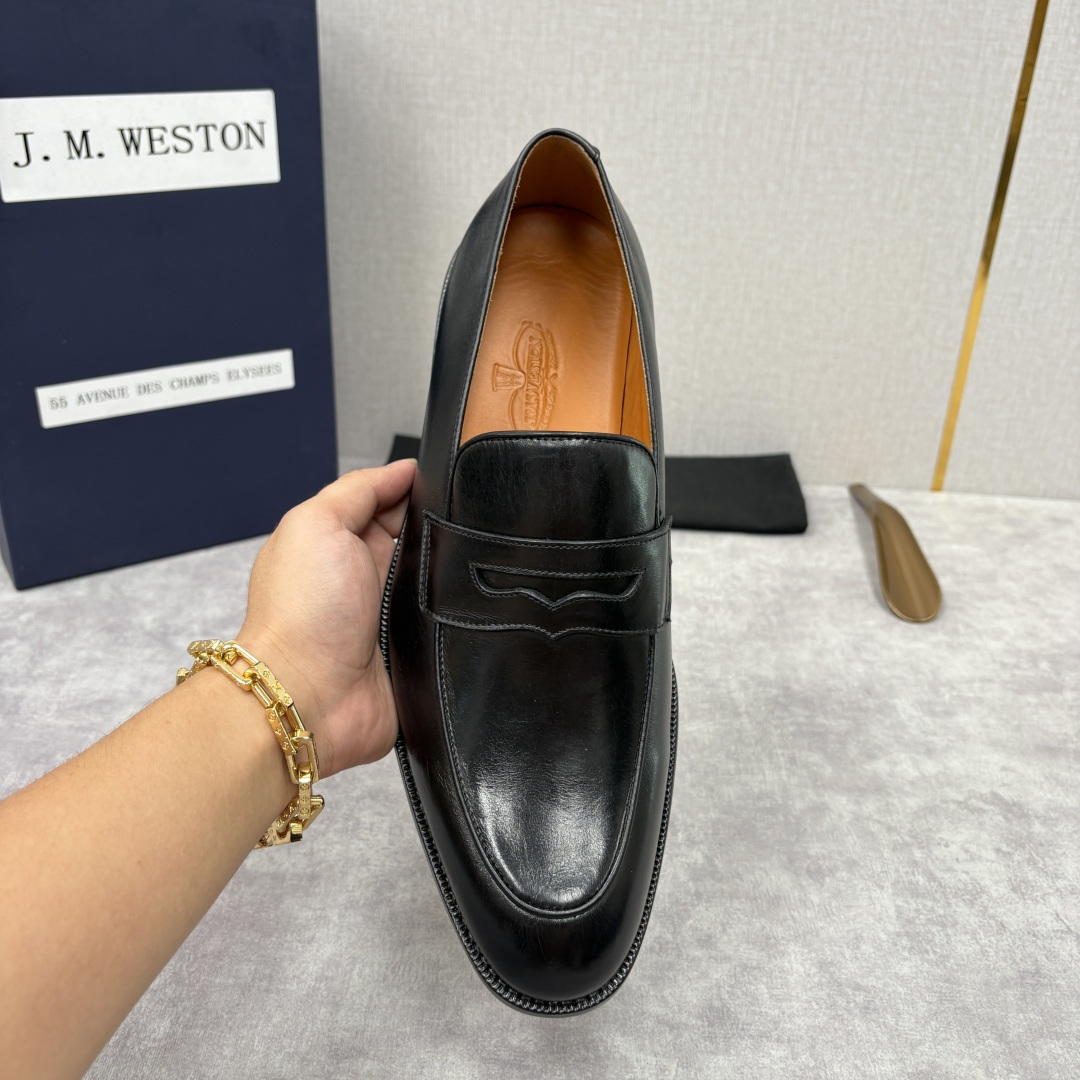 💋💍J.M.Westo*n 威士-顿 男士乐福鞋正装鞋皮鞋 法国顶级皮鞋品牌。精选意大利顶级小牛皮/高丝