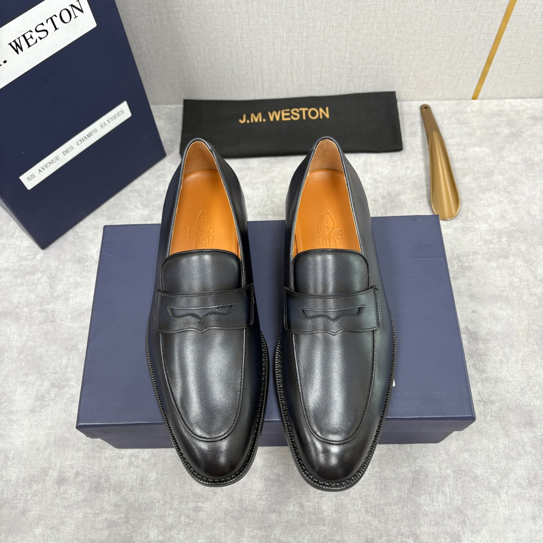 💋💍J.M.Westo*n 威士-顿 男士乐福鞋正装鞋皮鞋 法国顶级皮鞋品牌。精选意大利顶级小牛皮/高丝